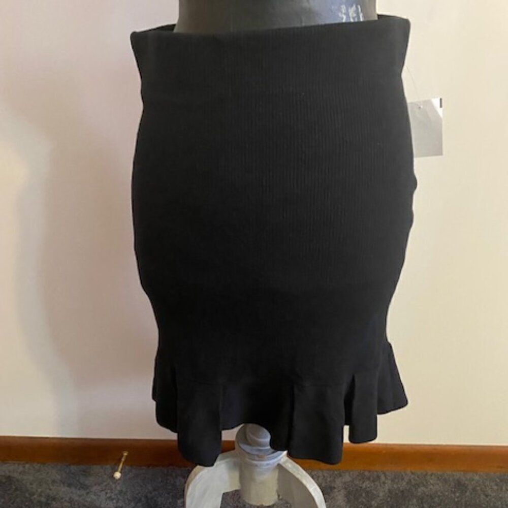Express Black sweater skirt with ruffle bottom, size L